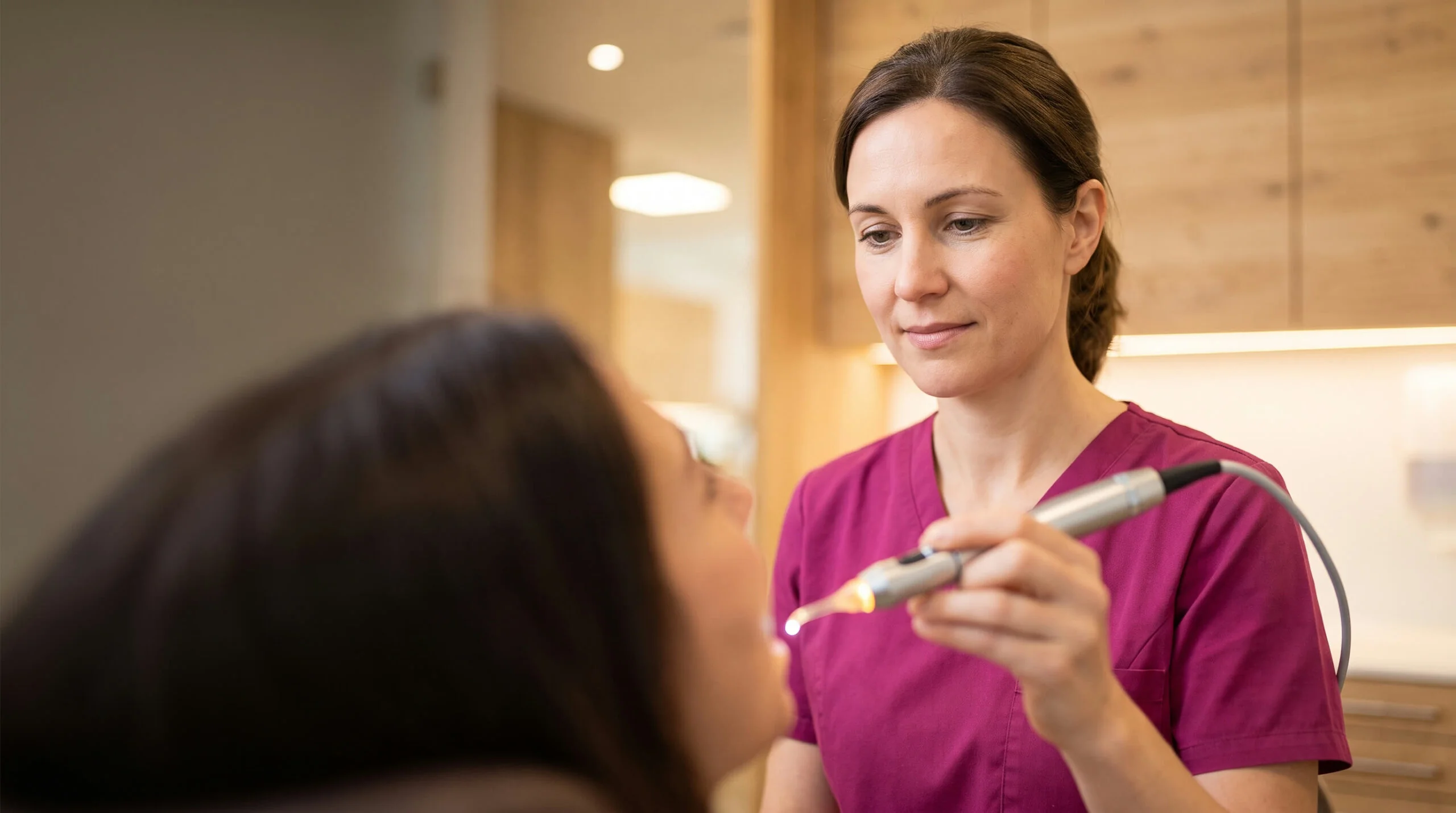Urgențe stomatologice în Cluj-Napoca, consultație la HappyDent Clinic